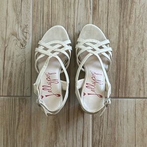 Jellypop Dover beige strappy sandals Size 6B